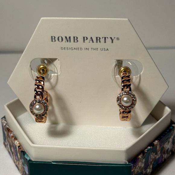 Bomb Party Rose Gold and Pearl Hoop Earrings - Picture 1 of 2